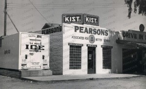 Ice vending machine (photo attributed to Roosevelt), circa 1960